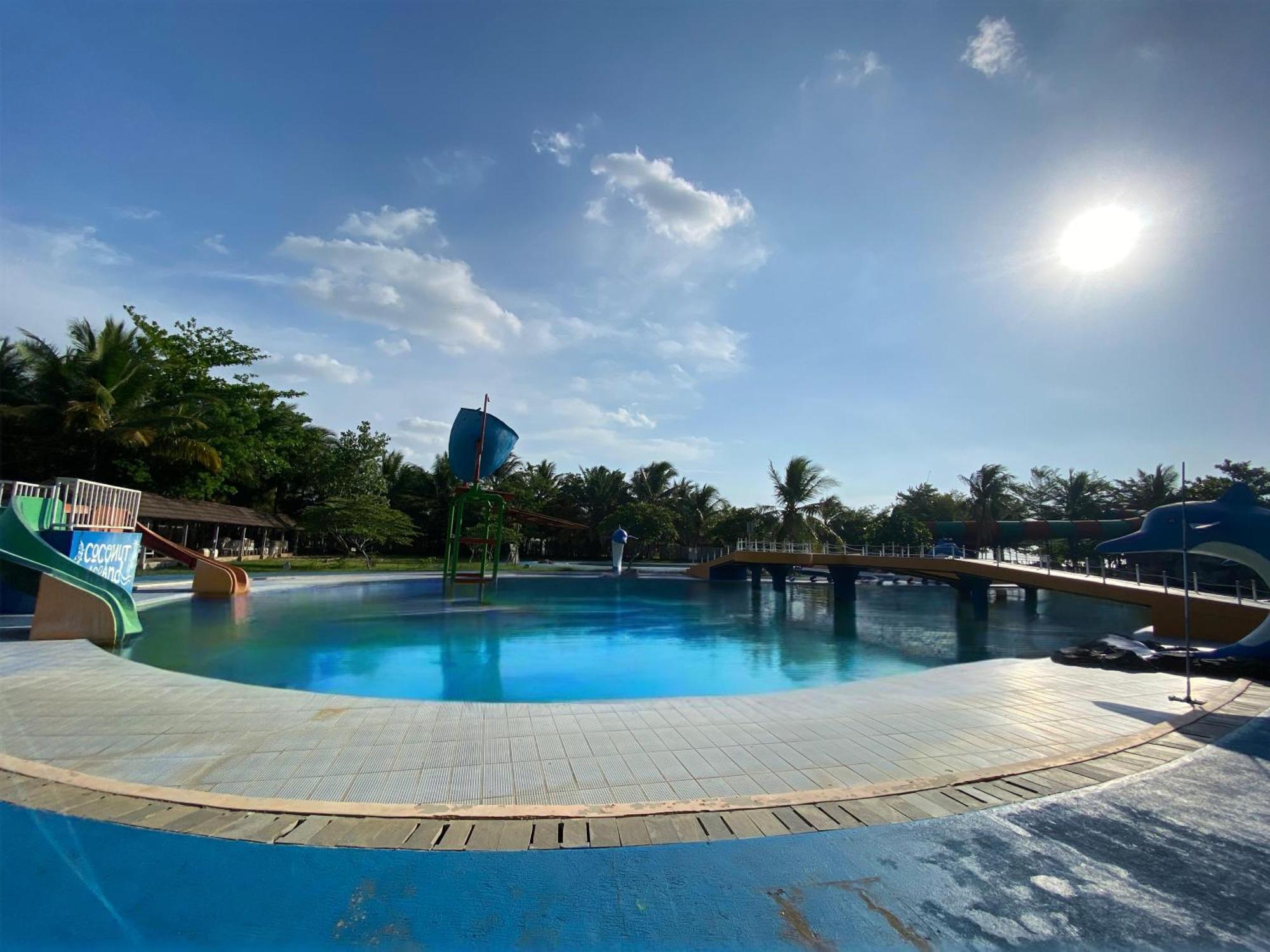 Avery Coconut Island Waterpark Beach Resort קריטה מראה חיצוני תמונה
